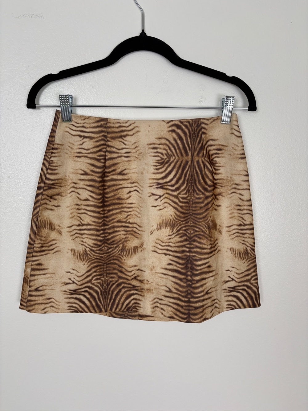 VTG Y2K Tiger Print A-Line Mini Skirt